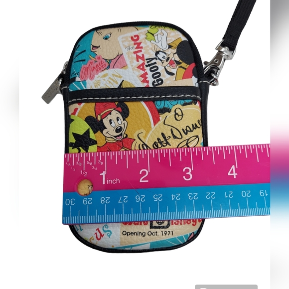 Disney Parks D Tech Phone Wristlet - Picture 5 of 9